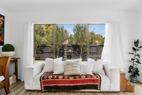 Photo of property in 1 Gobray Crescent, Mount Maunganui, 3116