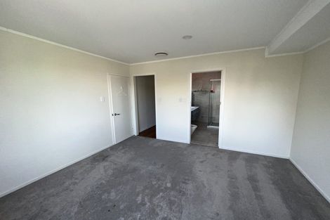Photo of property in 47 Lysander Crescent, Beach Haven, Auckland, 0626