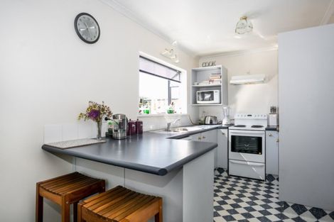 Photo of property in 1a Devon Street, Taradale, Napier, 4112