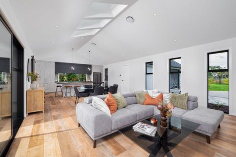 Photo of property in 14 Patty Lane, Patumahoe, 2679