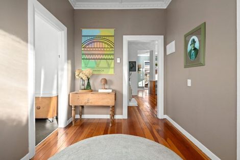 Photo of property in 14 Bains Avenue, Hamilton East, Hamilton, 3216