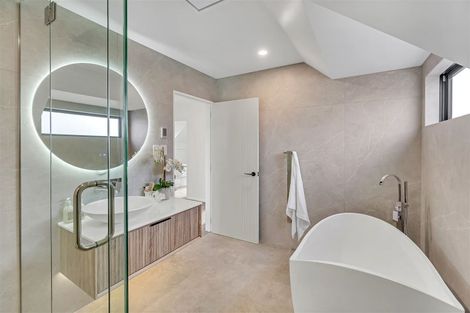 Photo of property in 15 Wai-iti Terrace, Burnside, Christchurch, 8053