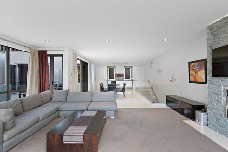 Photo of property in 6 Chandler Lane, Fernhill, Queenstown, 9300