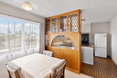 Photo of property in 18a Moenui Avenue, Orewa, 0931