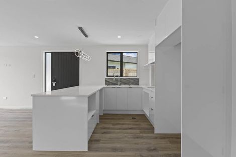 Photo of property in 30b Tawa Crescent, Manurewa, Auckland, 2102