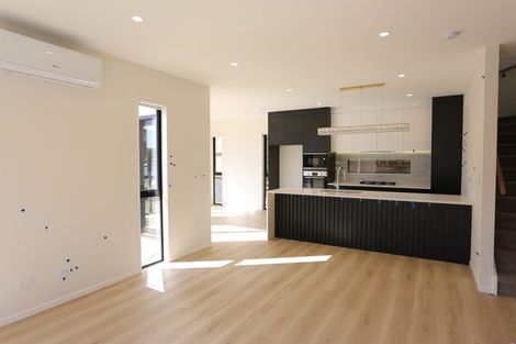 Photo of property in 46 Topliss Drive, Northcross, Auckland, 0632