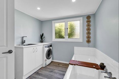 Photo of property in 1233 Egmont Road, Egmont Village, New Plymouth, 4372