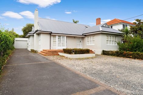 Photo of property in 232 Lake Road, Hauraki, Auckland, 0622