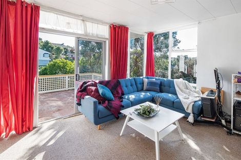 Photo of property in 54 Bassett Road, Johnsonville, Wellington, 6037