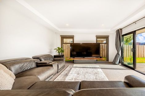 Photo of property in 5 Ella Street, Rolleston, 7614