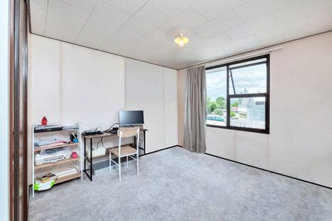 Photo of property in 39 Dellwood Avenue, Henderson, Auckland, 0612