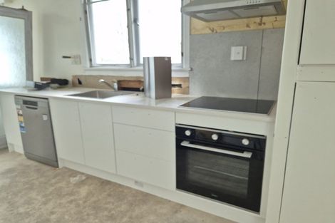 Photo of property in 40 Forest Hill Road, Henderson, Auckland, 0612