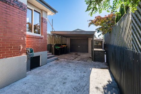 Photo of property in 2 Warwick Street, Balaclava, Dunedin, 9011