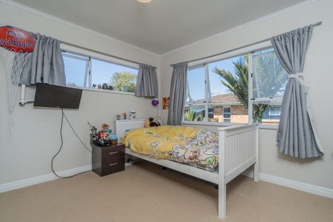 Photo of property in 2/132 Nile Road, Milford, Auckland, 0620