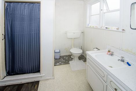 Photo of property in 23 Ames Street, Paekakariki, 5034