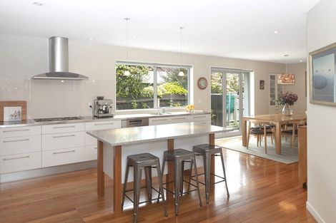 Photo of property in 76a Puriri Street, Riccarton, Christchurch, 8041