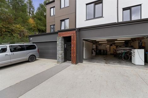 Photo of property in 16/18u George Bullen Lane, Arthurs Point, Queenstown, 9371
