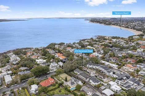 Photo of property in 270 Hurstmere Road, Takapuna, Auckland, 0622