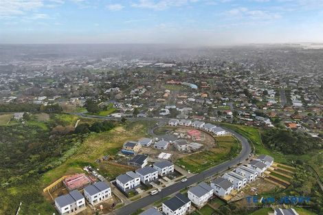 Photo of property in 40b Crestview Rise, Papakura, 2110