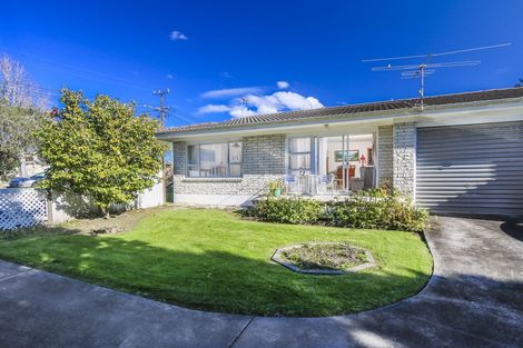 Photo of property in 1/7 Miro Street, New Lynn, Auckland, 0600