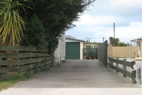 Photo of property in 8b Hammond Road, Taradale, Napier, 4112