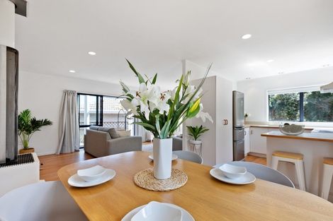 Photo of property in 25 Lucerne Place, Welcome Bay, Tauranga, 3112