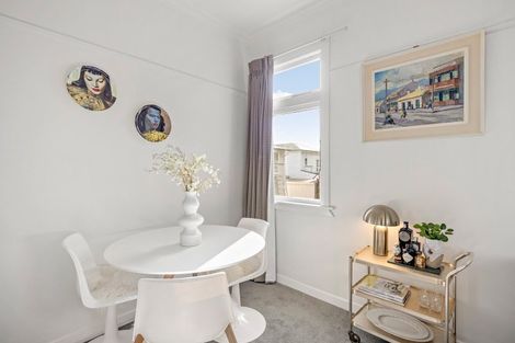 Photo of property in 1u6 Rixon Grove, Mount Victoria, Wellington, 6011
