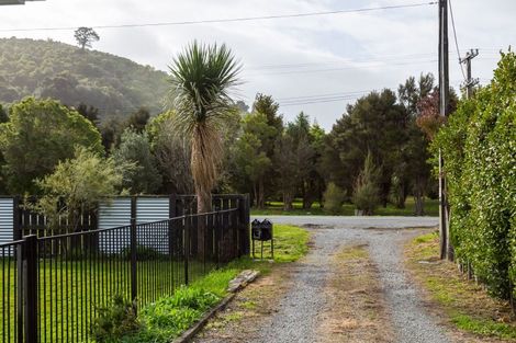 Photo of property in 22 Brandon Street, Featherston, 5710