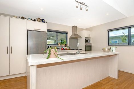 Photo of property in 14 Tuamotu Park, Wainui, Gisborne, 4010