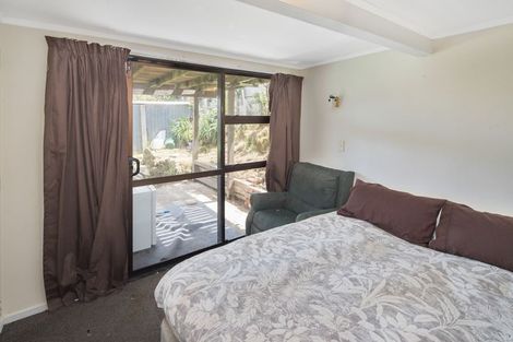 Photo of property in 57 Maupuia Road, Maupuia, Wellington, 6022