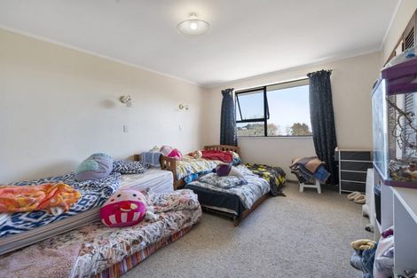 Photo of property in 1 Graham Street, Shannon, Levin, 4821