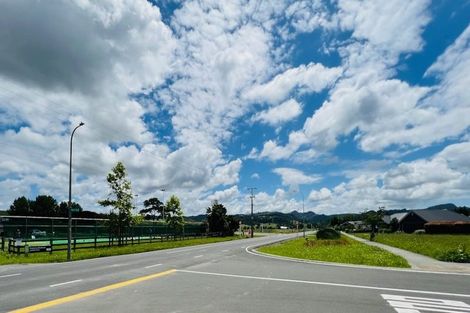 Photo of property in 1 Awanui Crescent, Matakana, 0985