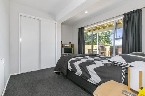 Photo of property in 80 Muir Avenue, Mangere Bridge, Auckland, 2022