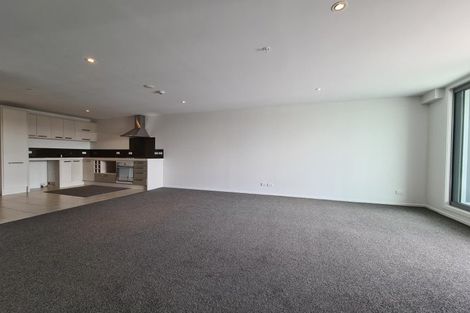 Photo of property in Bella Vista, 1f/84 Gunner Drive, Te Atatu Peninsula, Auckland, 0610