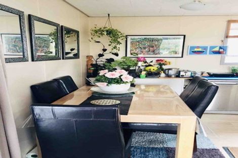 Photo of property in 14a Sunhaven Drive, Newlands, Wellington, 6037