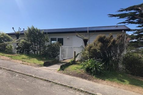 Photo of property in 1/48 Winston Street, Crofton Downs, Wellington, 6035