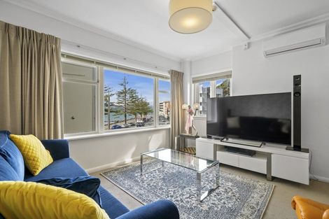 Photo of property in Rehutai Flats, 268u3 Oriental Parade, Oriental Bay, Wellington, 6011