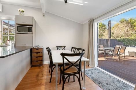 Photo of property in 108 Knowles Street, St Albans, Christchurch, 8052