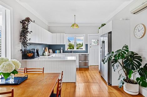 Photo of property in 2a Gardner Avenue, New Lynn, Auckland, 0600