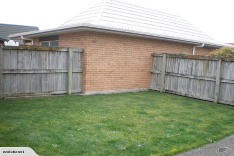 Photo of property in Rangeview Villas, 16/9 Fuller Close, Levin, 5510