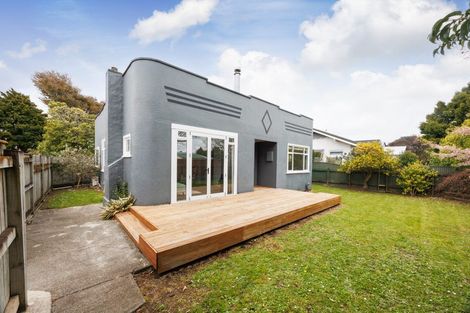 Photo of property in 26 Limbrick Street, Terrace End, Palmerston North, 4410