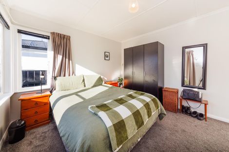 Photo of property in 4 Milton Street, Roslyn, Palmerston North, 4414