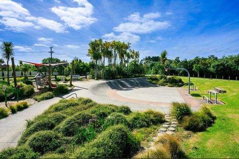 Photo of property in 53 Okura River Road, Okura, Albany, 0792