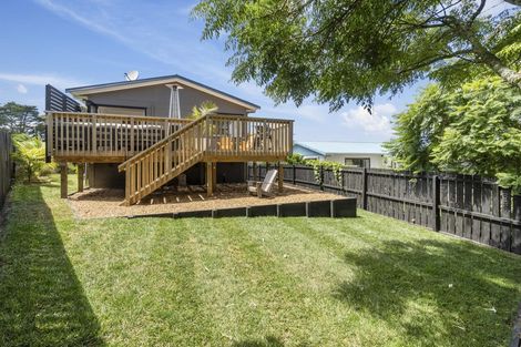 Photo of property in 6 Mona Vale, West Harbour, Auckland, 0618