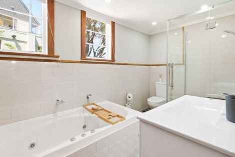 Photo of property in 5 Ryley Street, Owaka, 9535