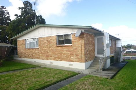 Photo of property in 62 Tiroroa Avenue, Te Atatu South, Auckland, 0610