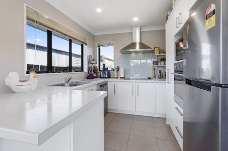 Photo of property in 4a Mellsop Avenue, Waiuku, 2123