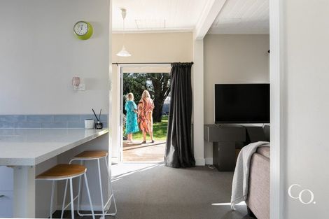 Photo of property in 8 Tomoana Road, Mahora, Hastings, 4120