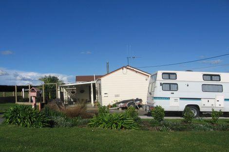 Photo of property in 2 Gloyn Road, Onerahi, Whangarei, 0110