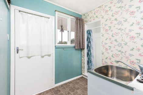 Photo of property in 2 Kennedy Crescent, Waimate, 7924